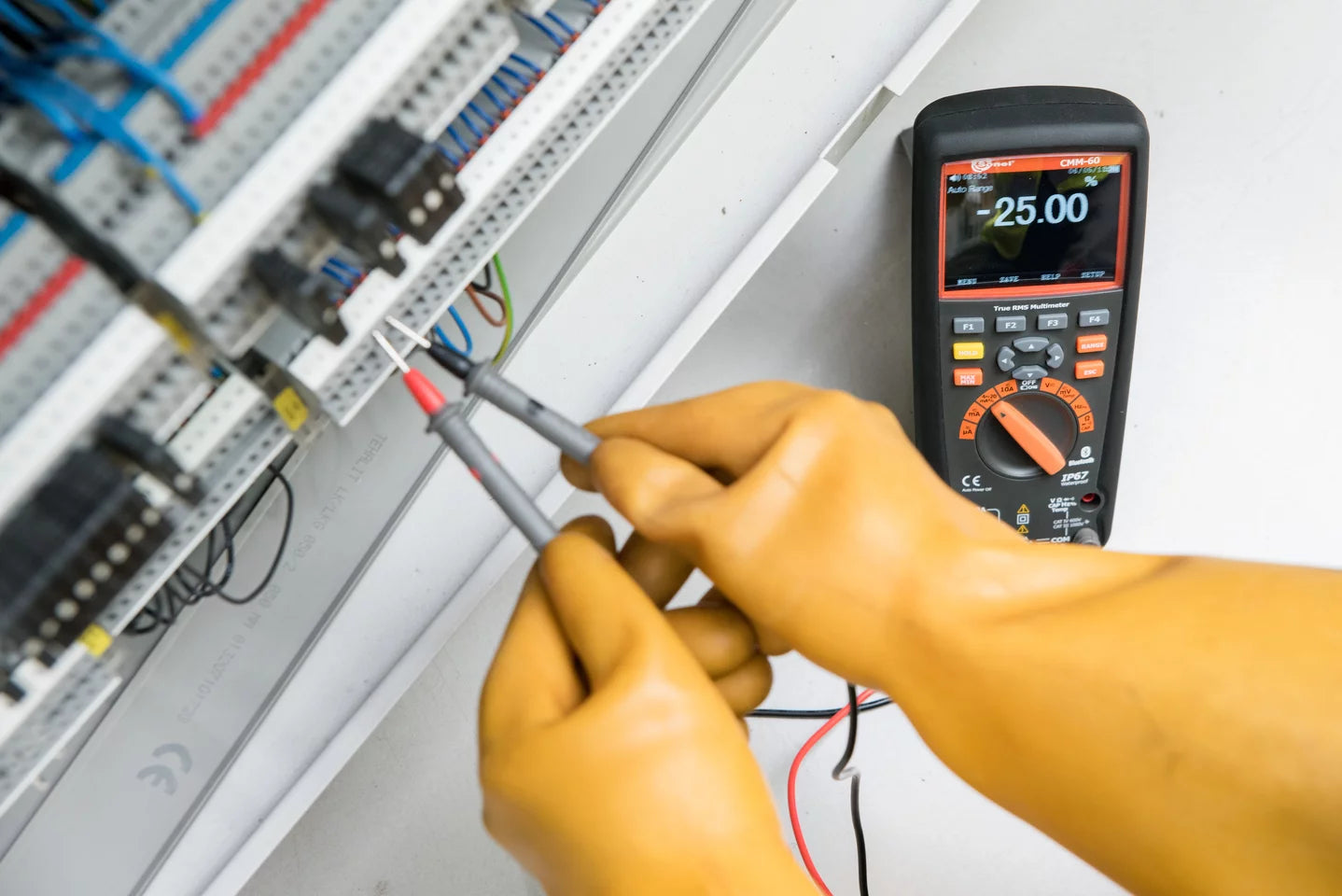 CMM-60 Multimeter