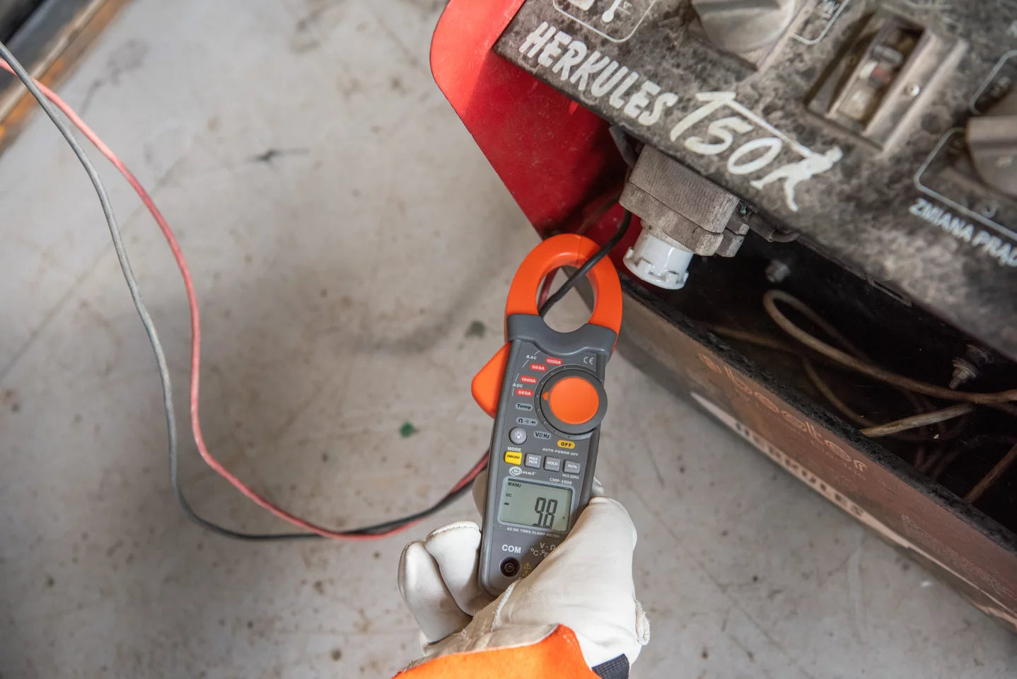 CMP-1006 Clamp-on Meter