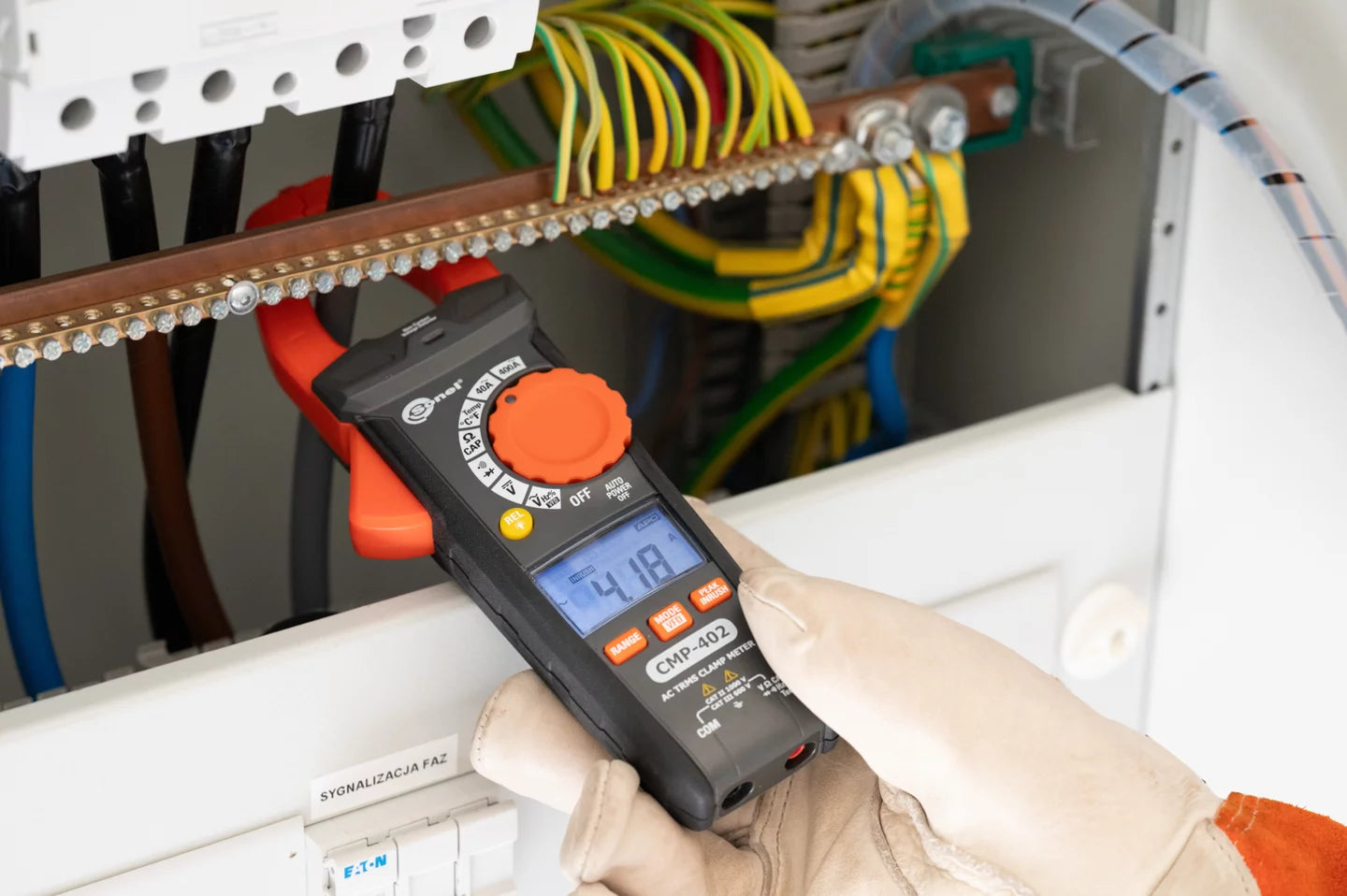 CMP-402 Clamp-on Meter