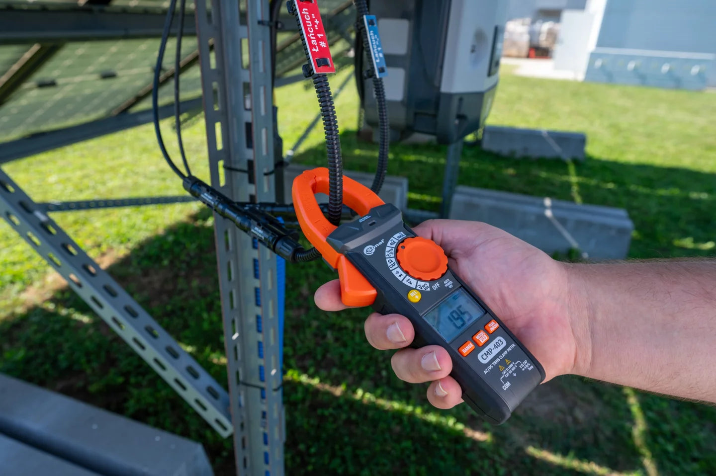 CMP-403 Clamp-on Meter