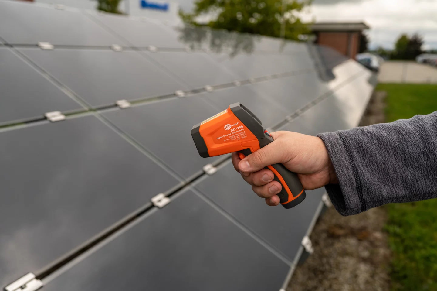 DIT-200 IR Thermometer