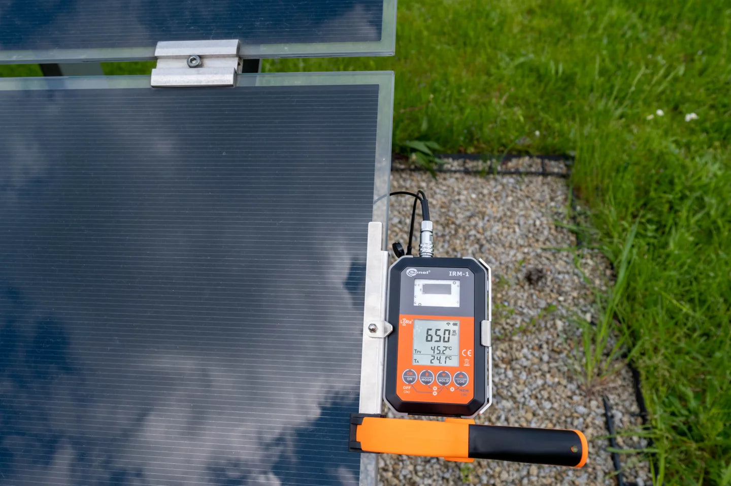 IRM-1 Irradiance and temperature meter