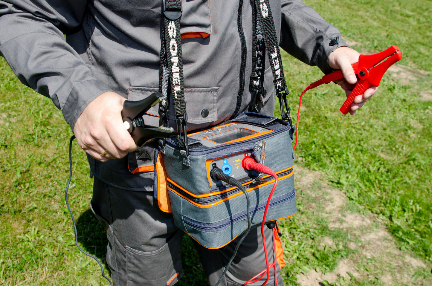 MIC-2501 Insulation Resistance Meter