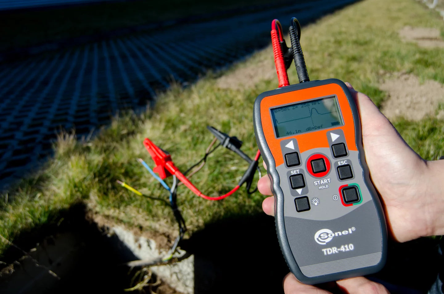 TDR-410 Time Domain Reflectometer