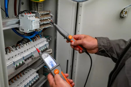 MIC-5 Insulation Resistance Meter