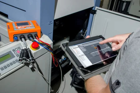 PQM-711 LTE PRO Power Quality Analyzer