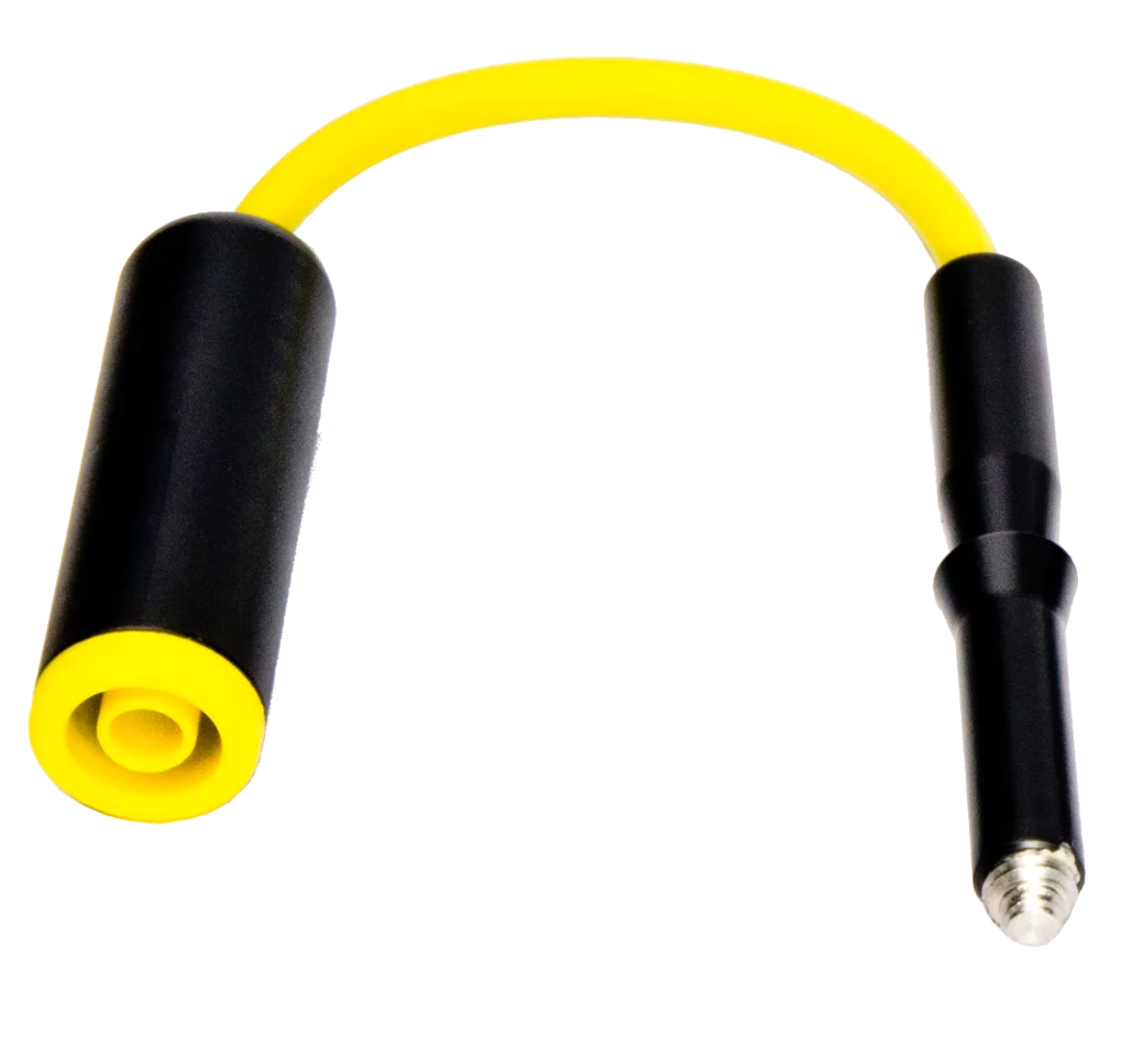 Adapter for a connector rail with M4 and M6 thread; yellow
